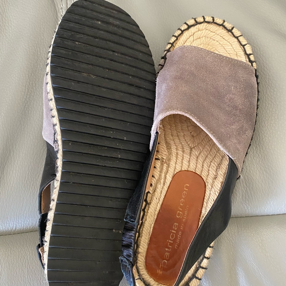 Patricia Green Gray Suede Espadrille Slides with Black leather Back - Picture 2 of 3